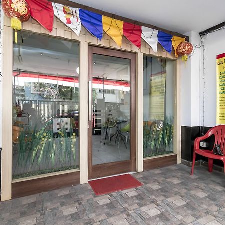 Hotel Reddoorz Near Gajah Mada Plaza 2 Yakarta Exterior foto
