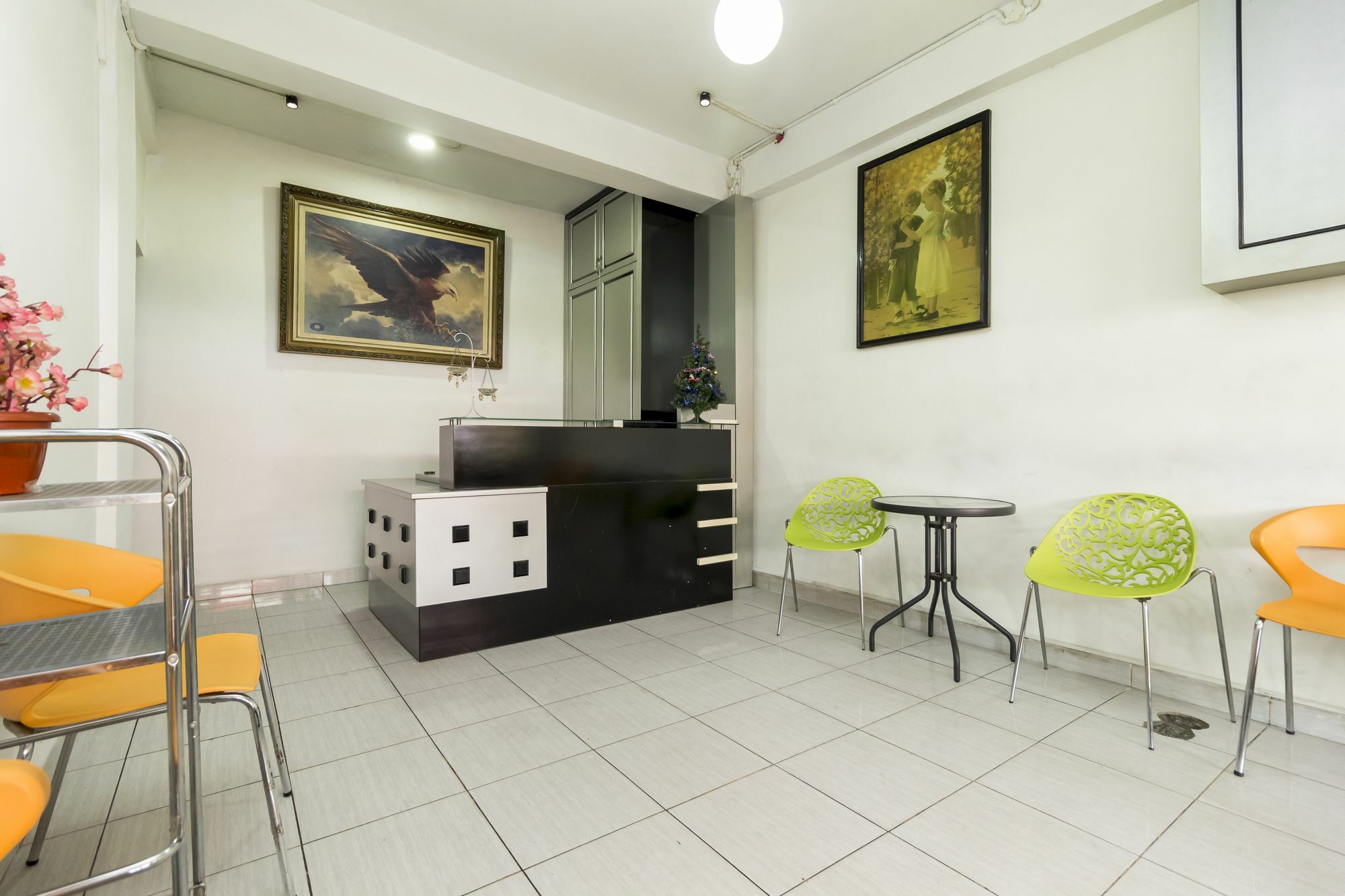Hotel Reddoorz Near Gajah Mada Plaza 2 Yakarta Exterior foto